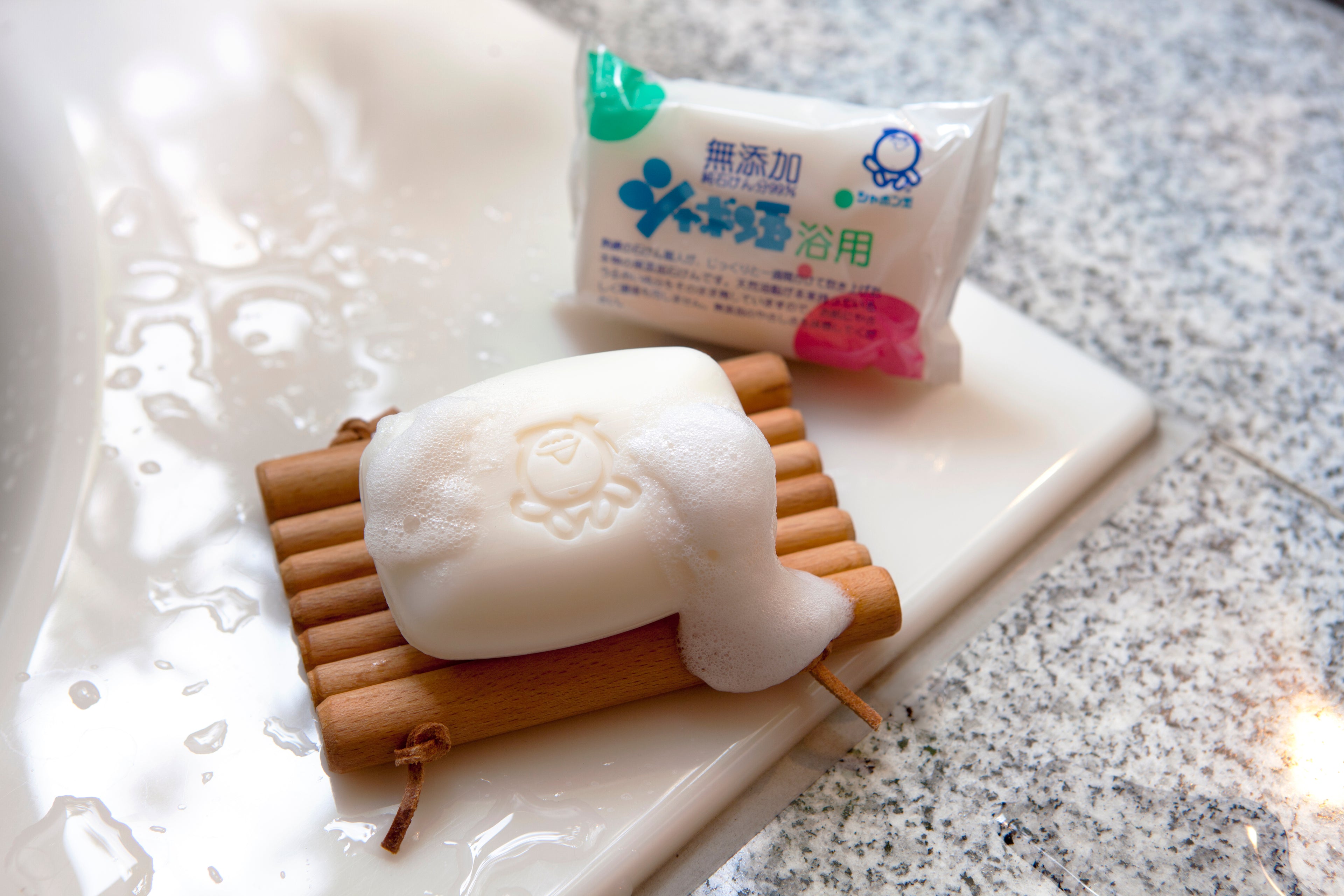 SHABONDAMA Bath Soap (100g)